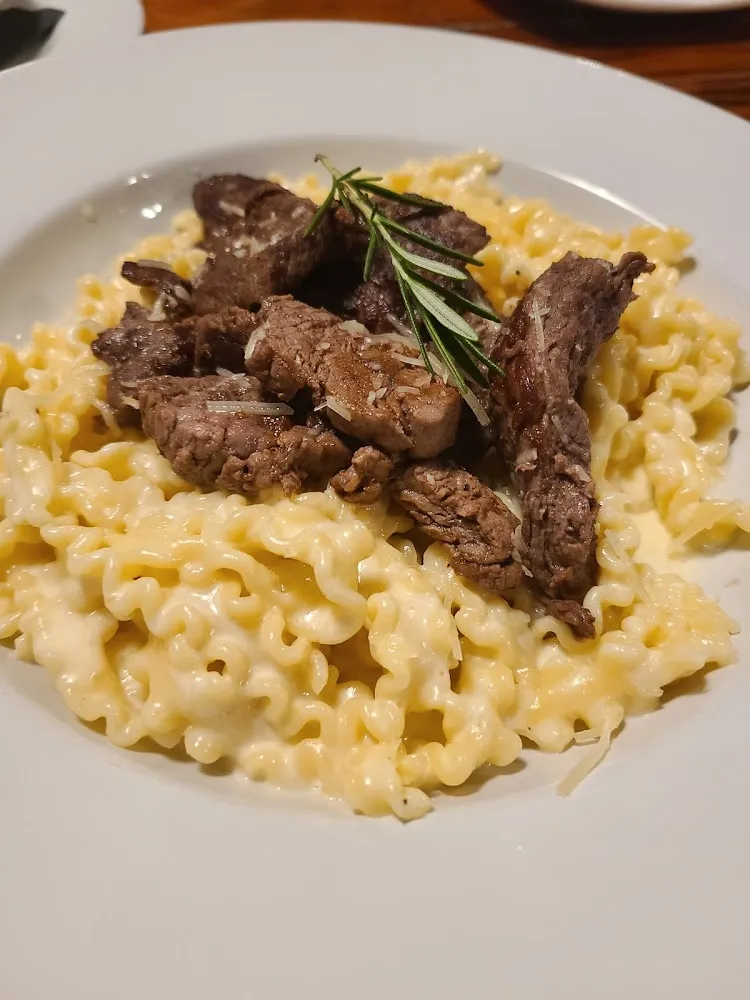 Steak Alfredo